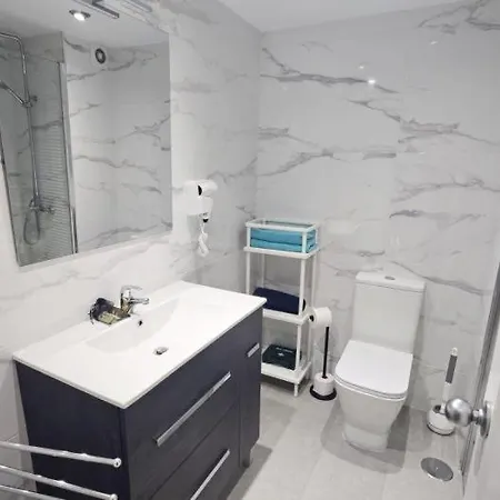 Charming 1 Bedroom In Benalbeach Apartamento